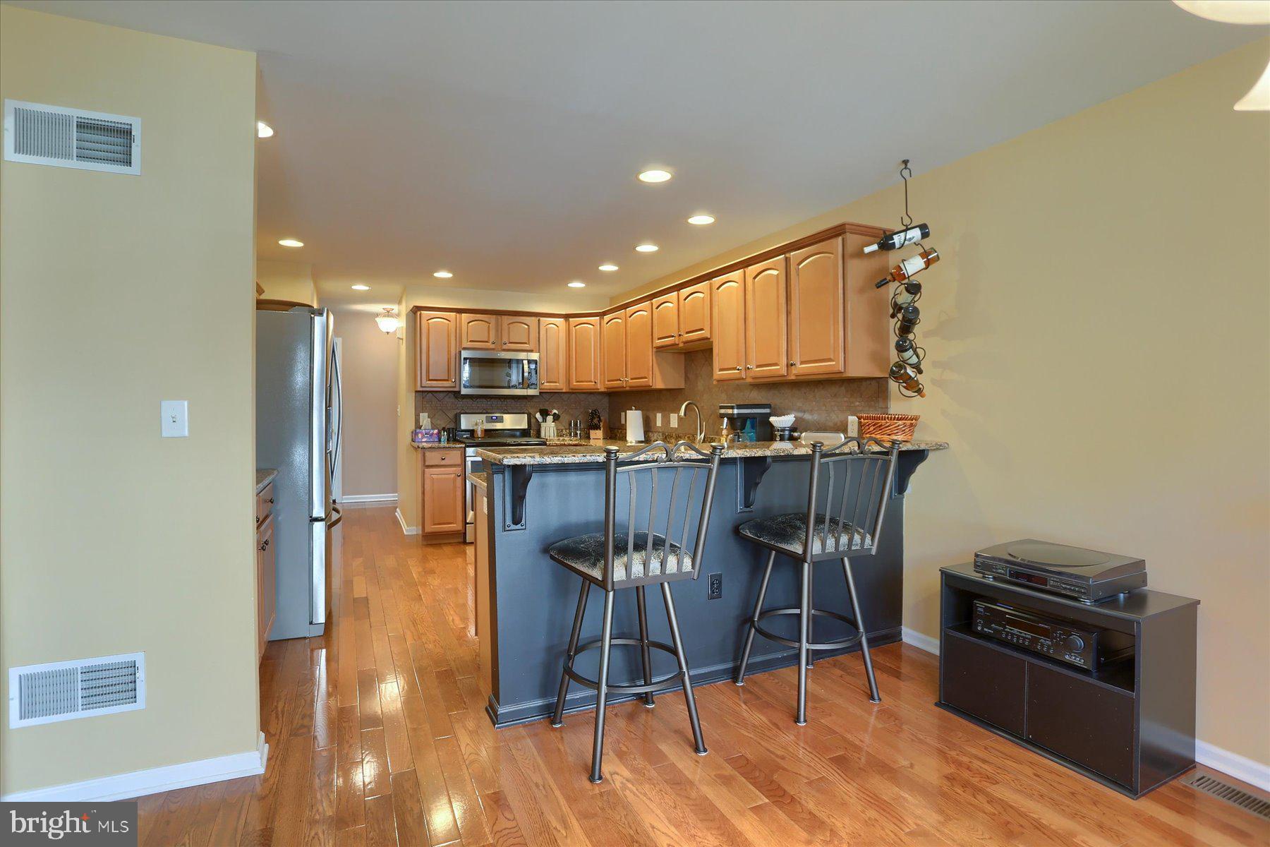ARMITAGE SQUARE - Residential