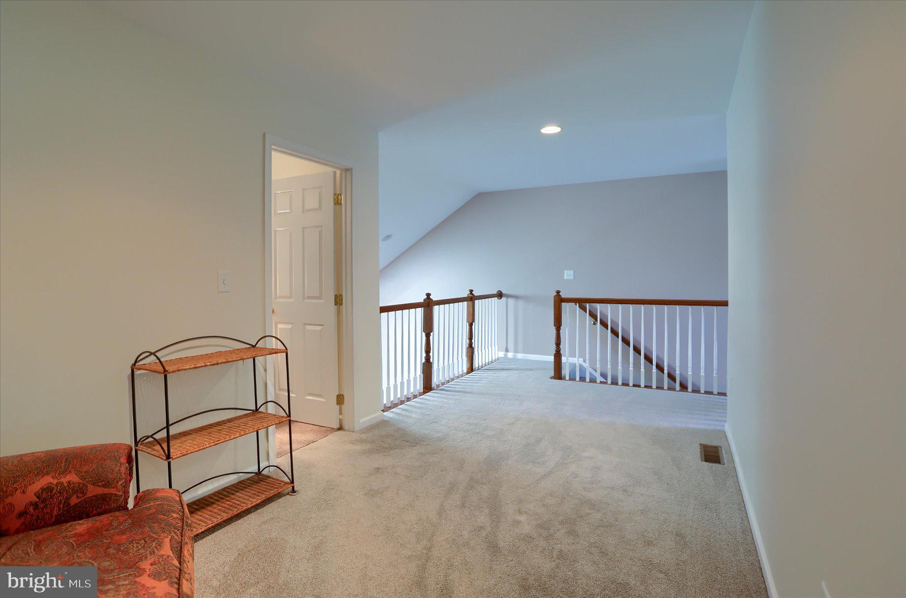 ARMITAGE SQUARE - Residential