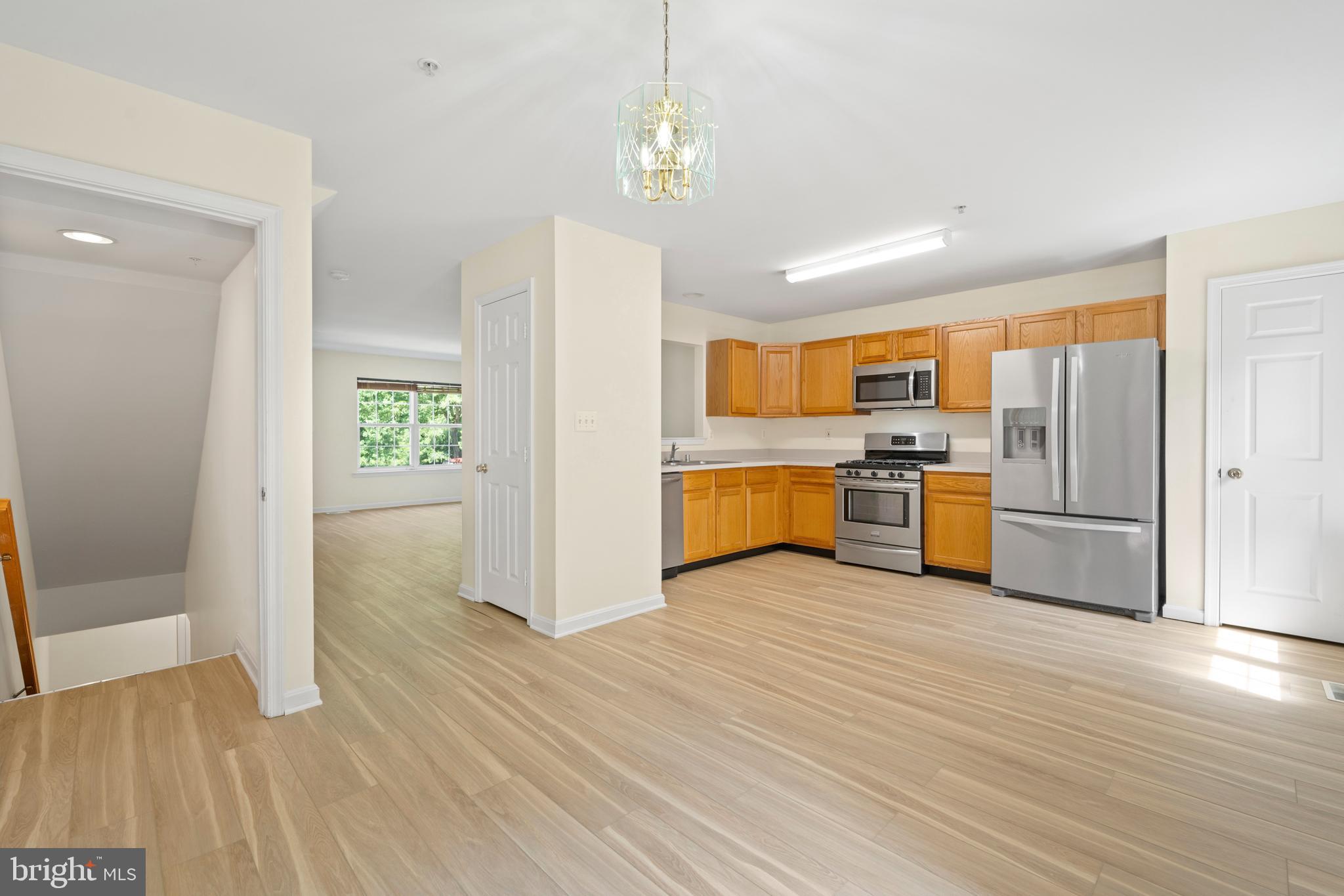 CHAPLINE PLACE - Residential