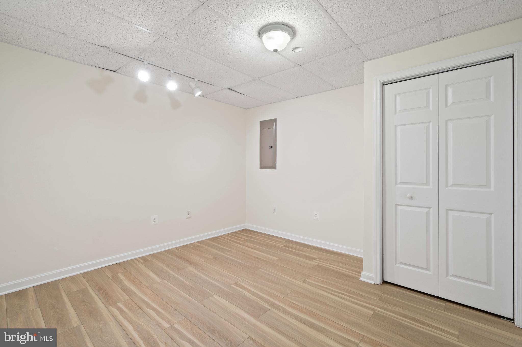 CHAPLINE PLACE - Residential