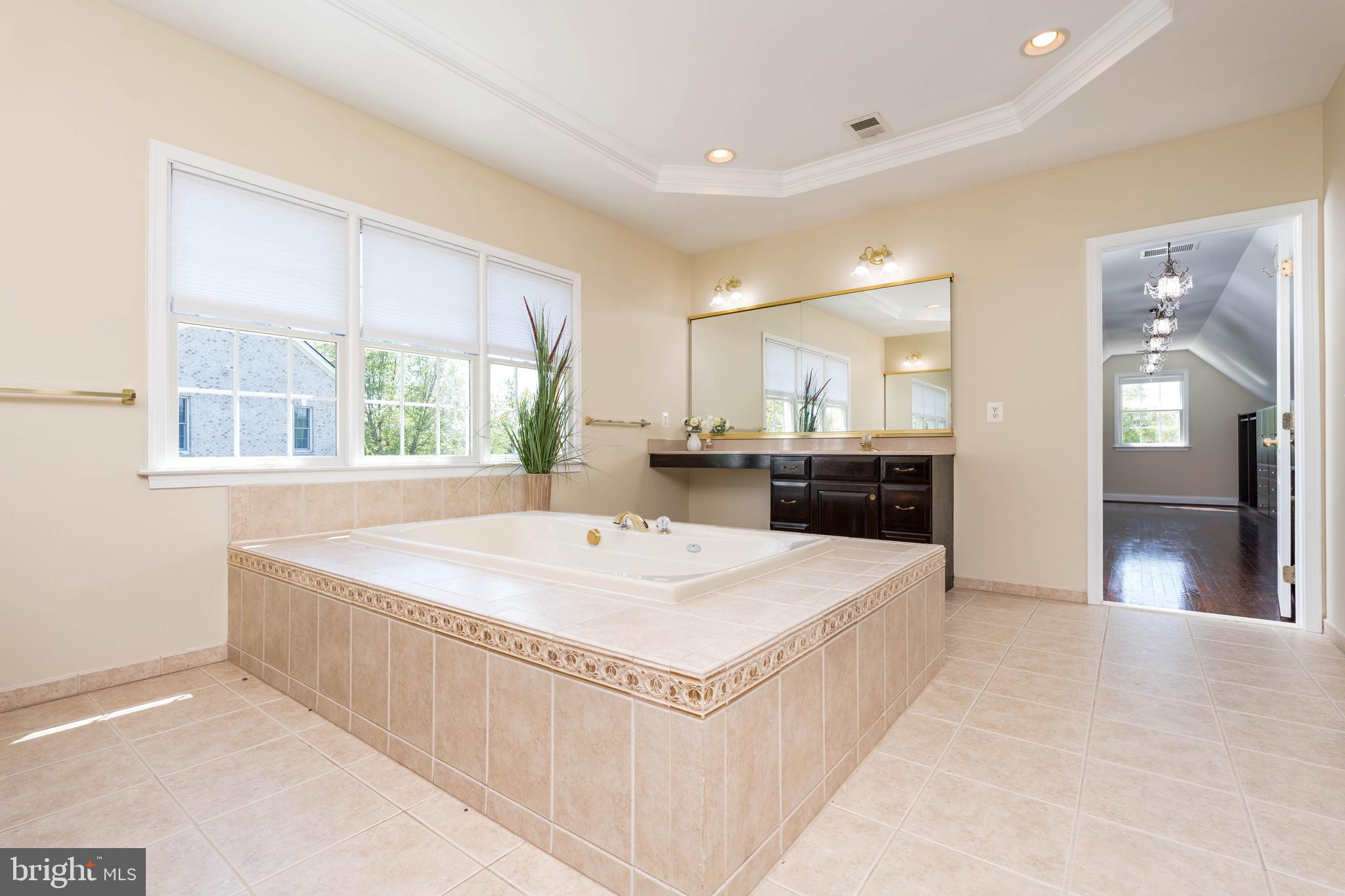 DOMINION VALLEY COUNTRY CLUB - Residential
