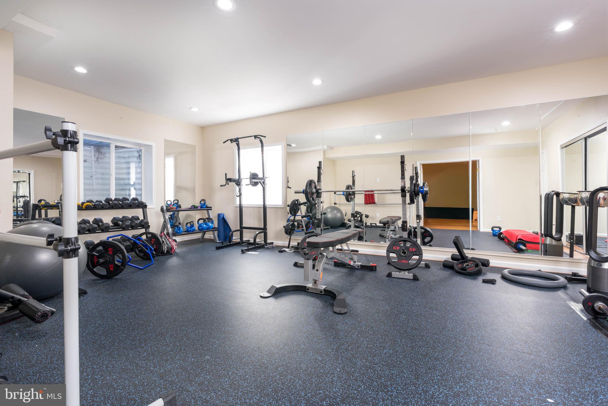 DOMINION VALLEY COUNTRY CLUB - Residential