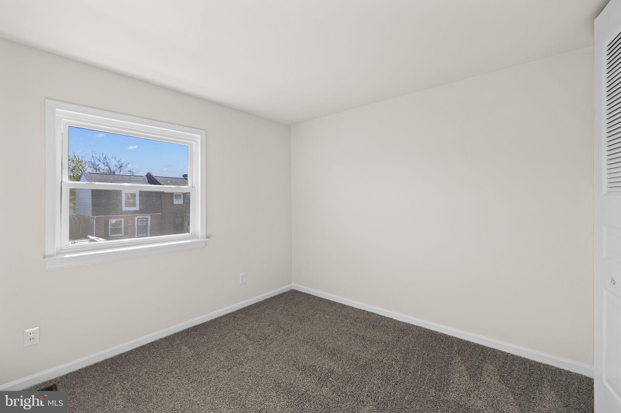 CENTRAL PARK TOWNHOMES - Residential Lease