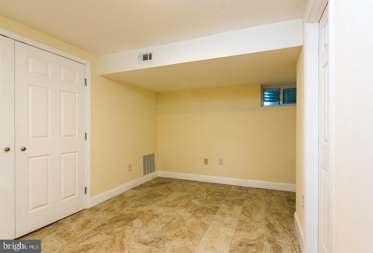 HILLCREST HEIGHTS - Residential