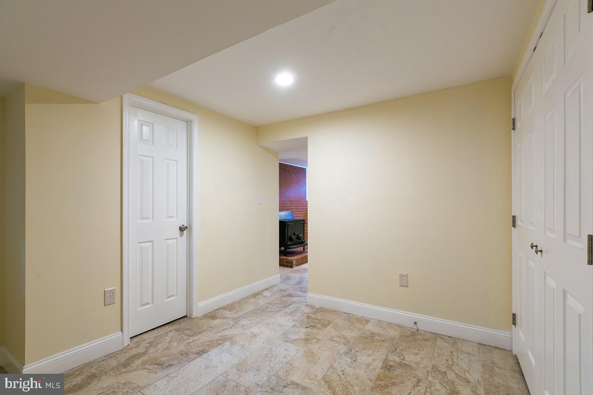 HILLCREST HEIGHTS - Residential