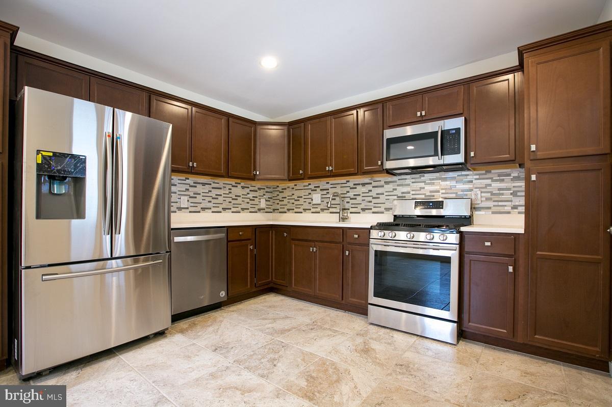 HILLCREST HEIGHTS - Residential