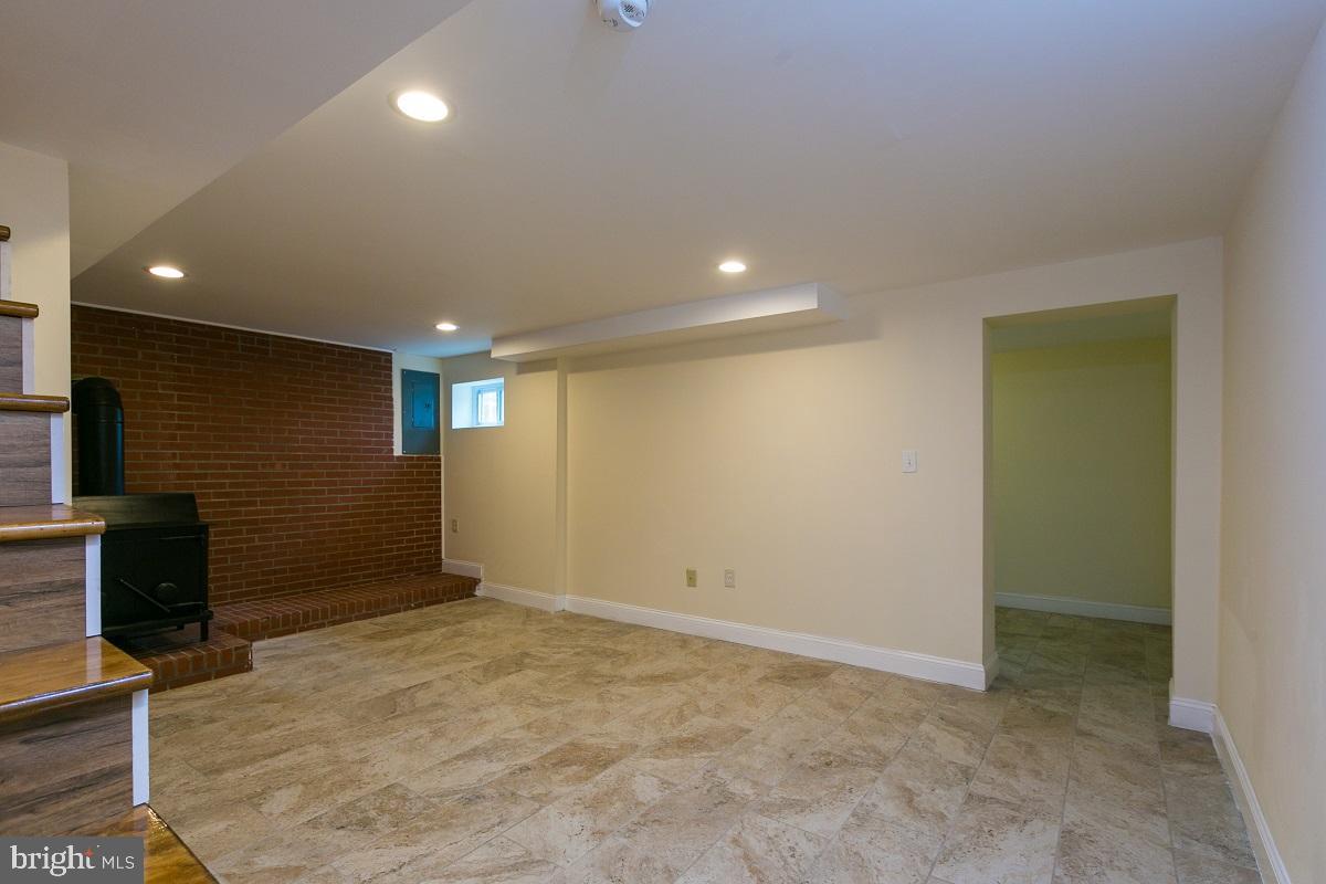 HILLCREST HEIGHTS - Residential