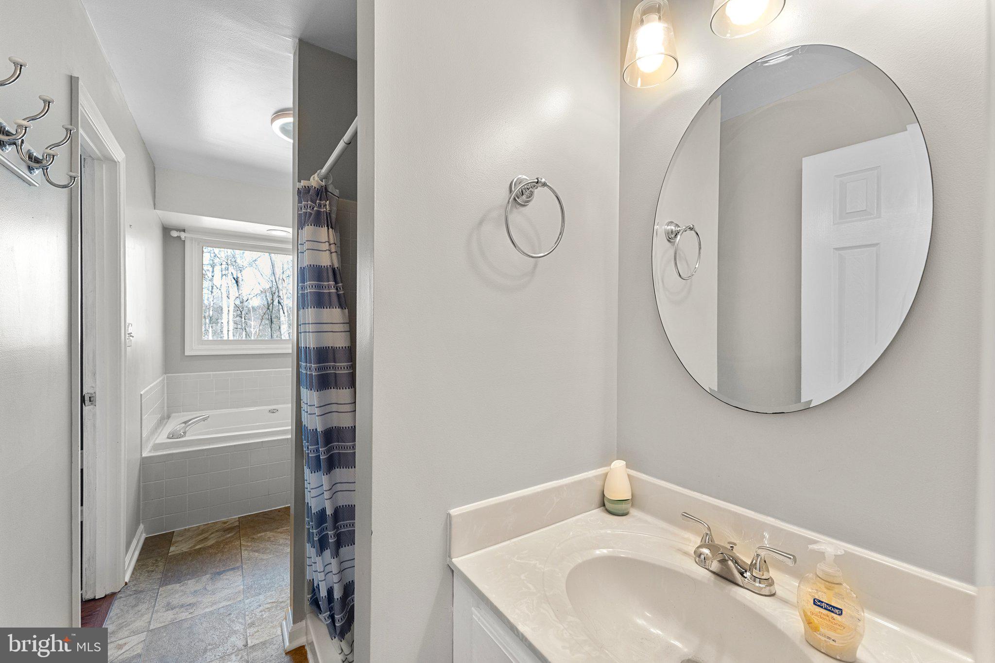 HICKORY RIDGE - Residential