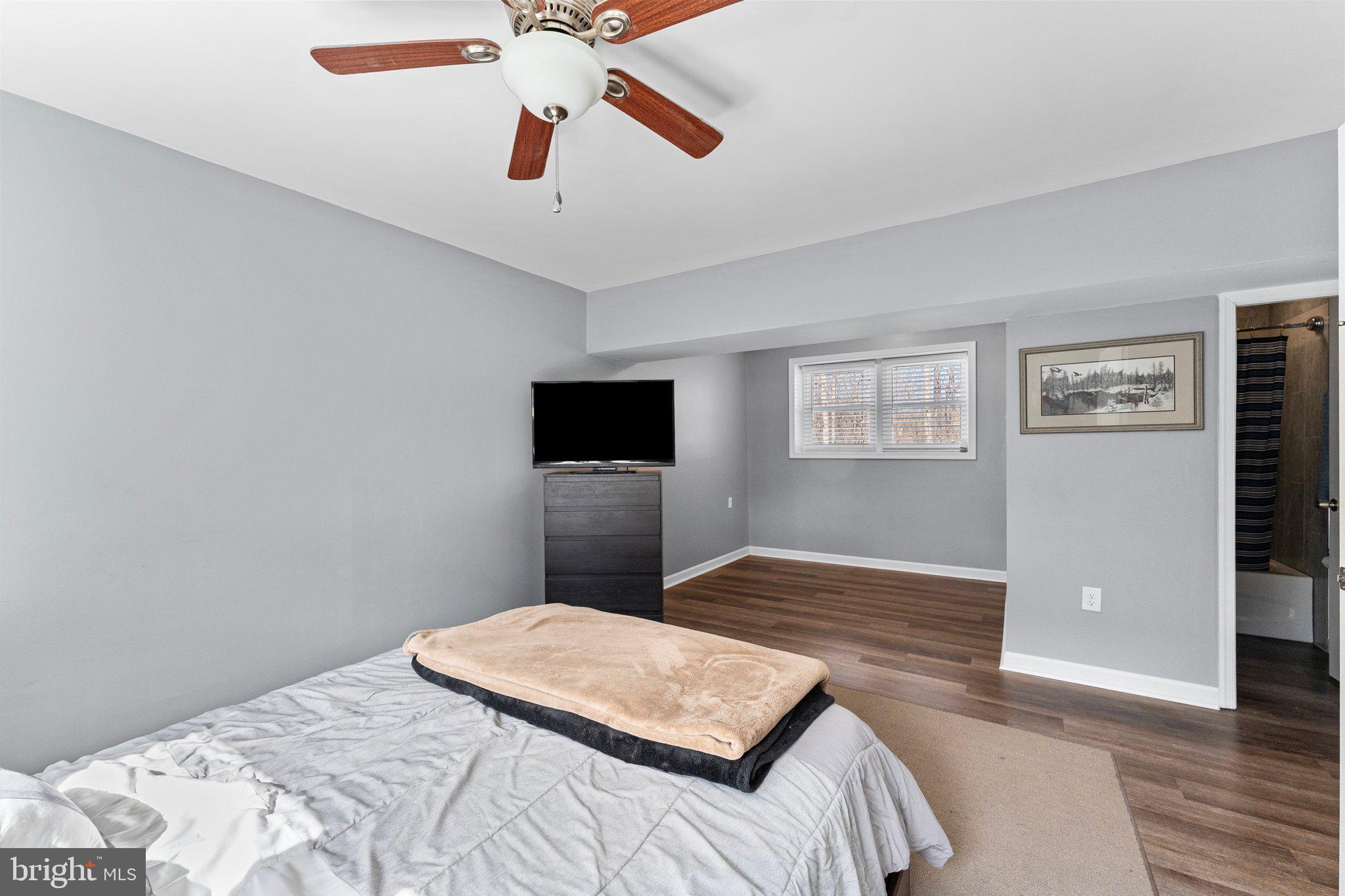 HICKORY RIDGE - Residential