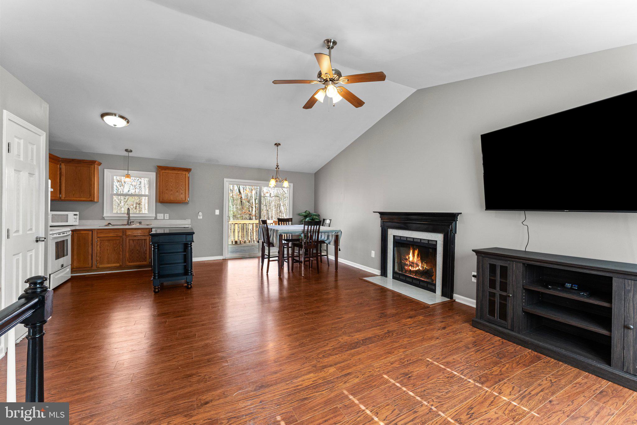 HICKORY RIDGE - Residential