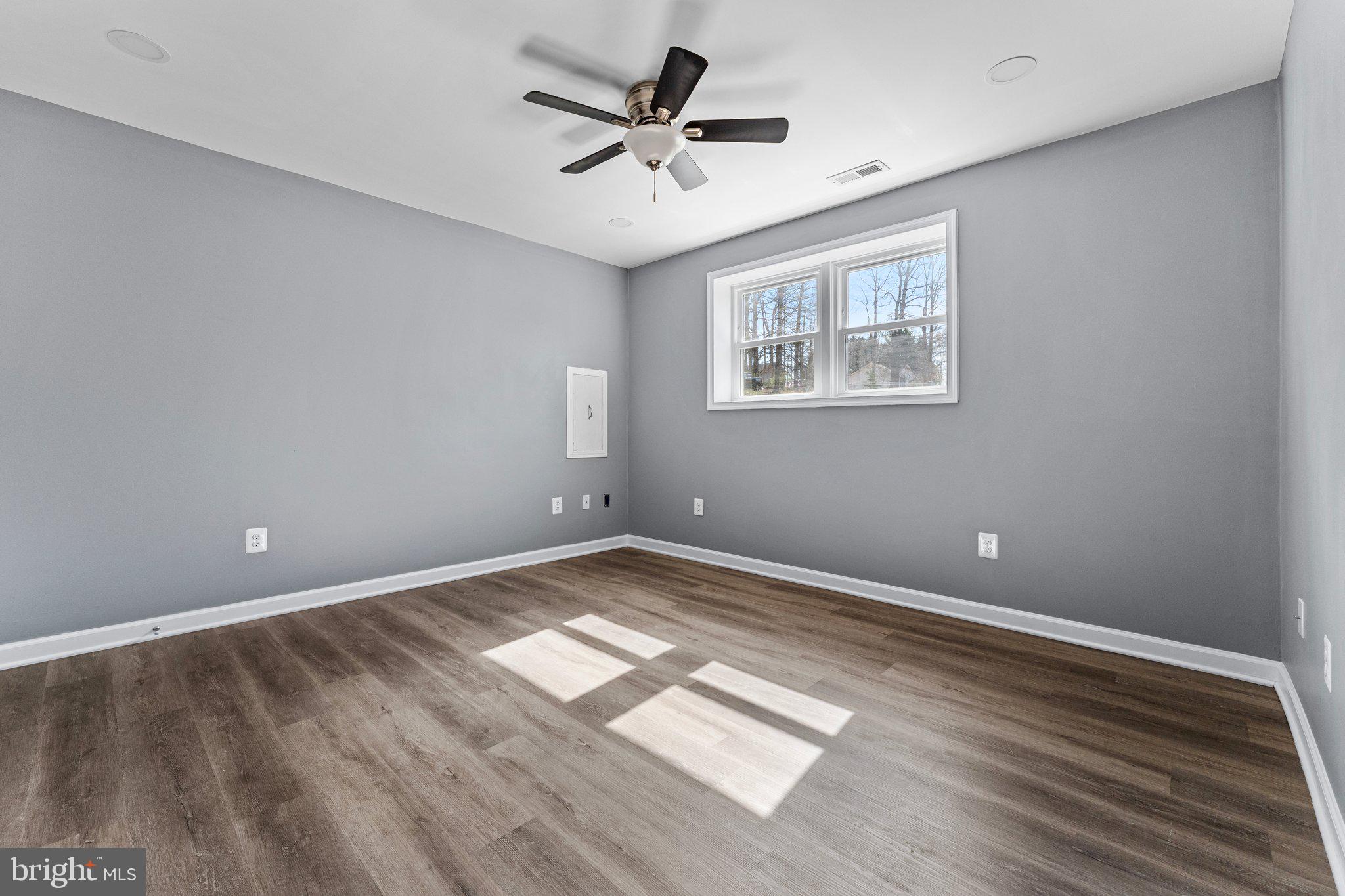 HICKORY RIDGE - Residential