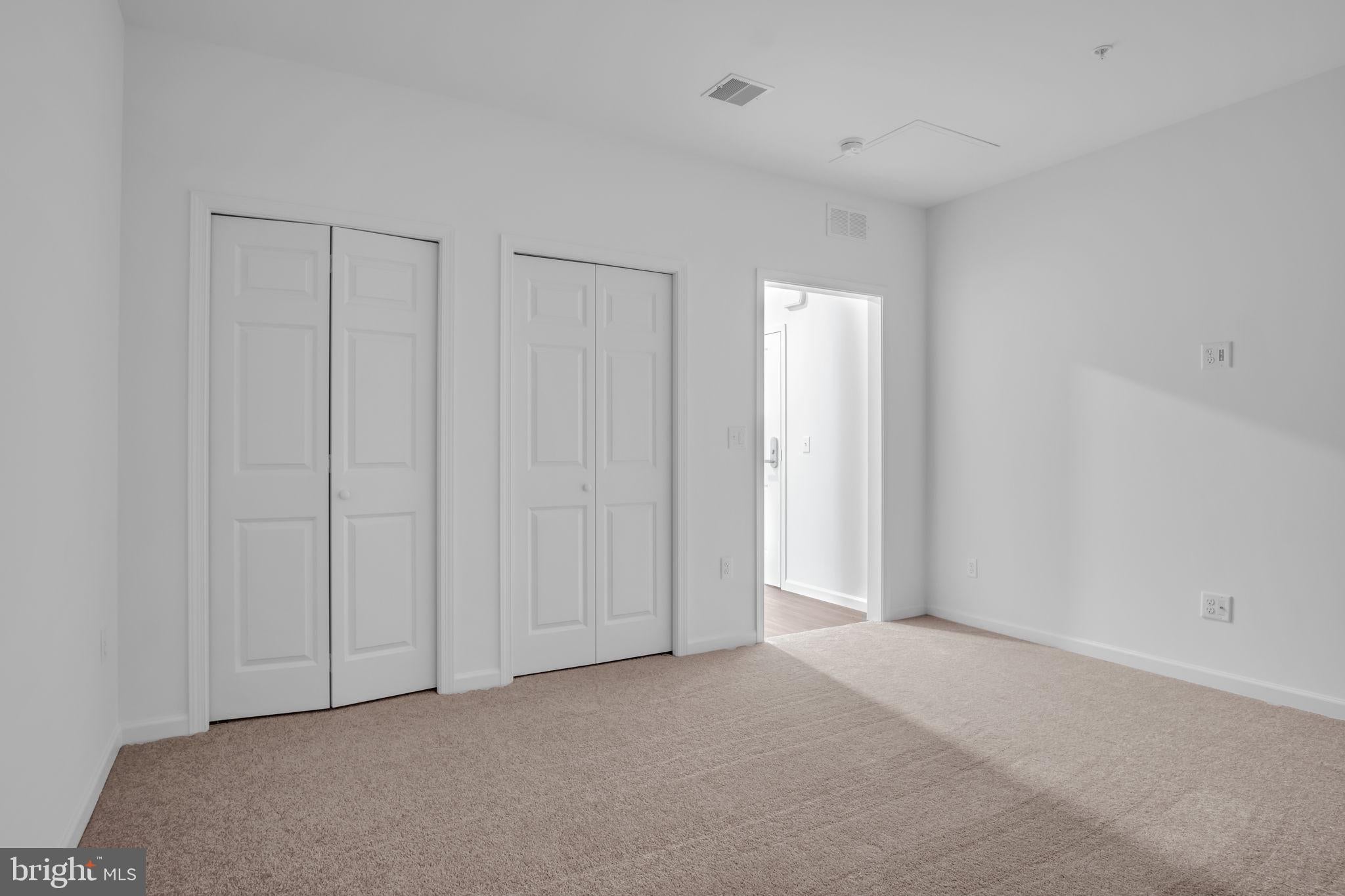 117 BLACKFORD BLVD 106