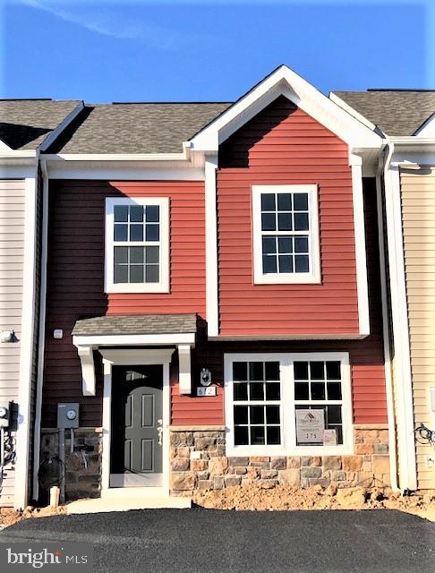 BRIAR RUN - Residential