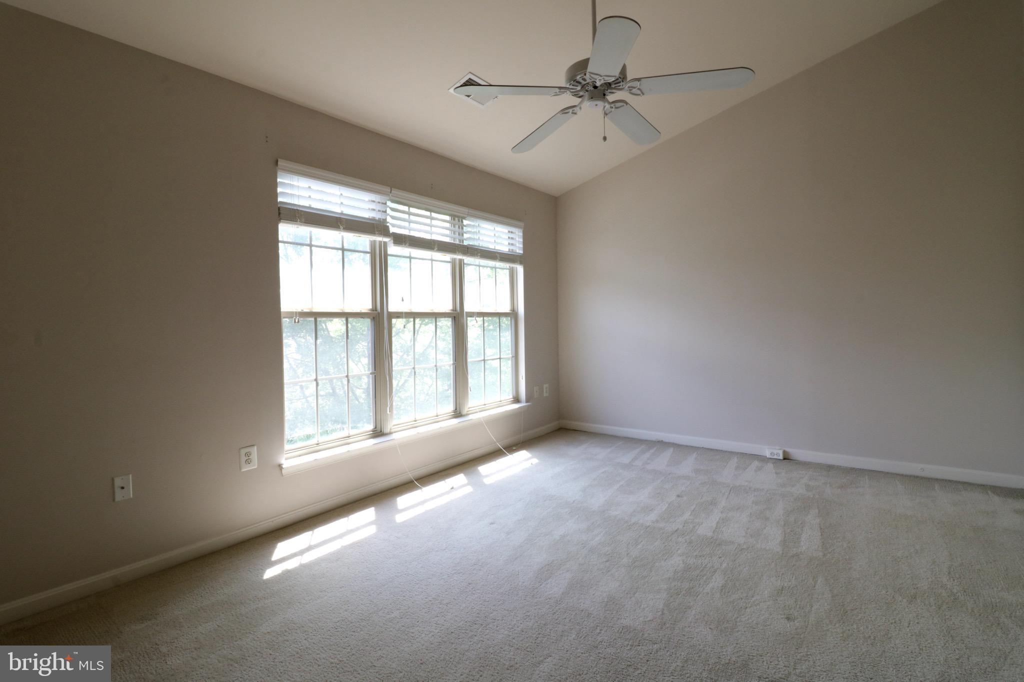 COURTLANDS AT CASCADES - Residential Lease