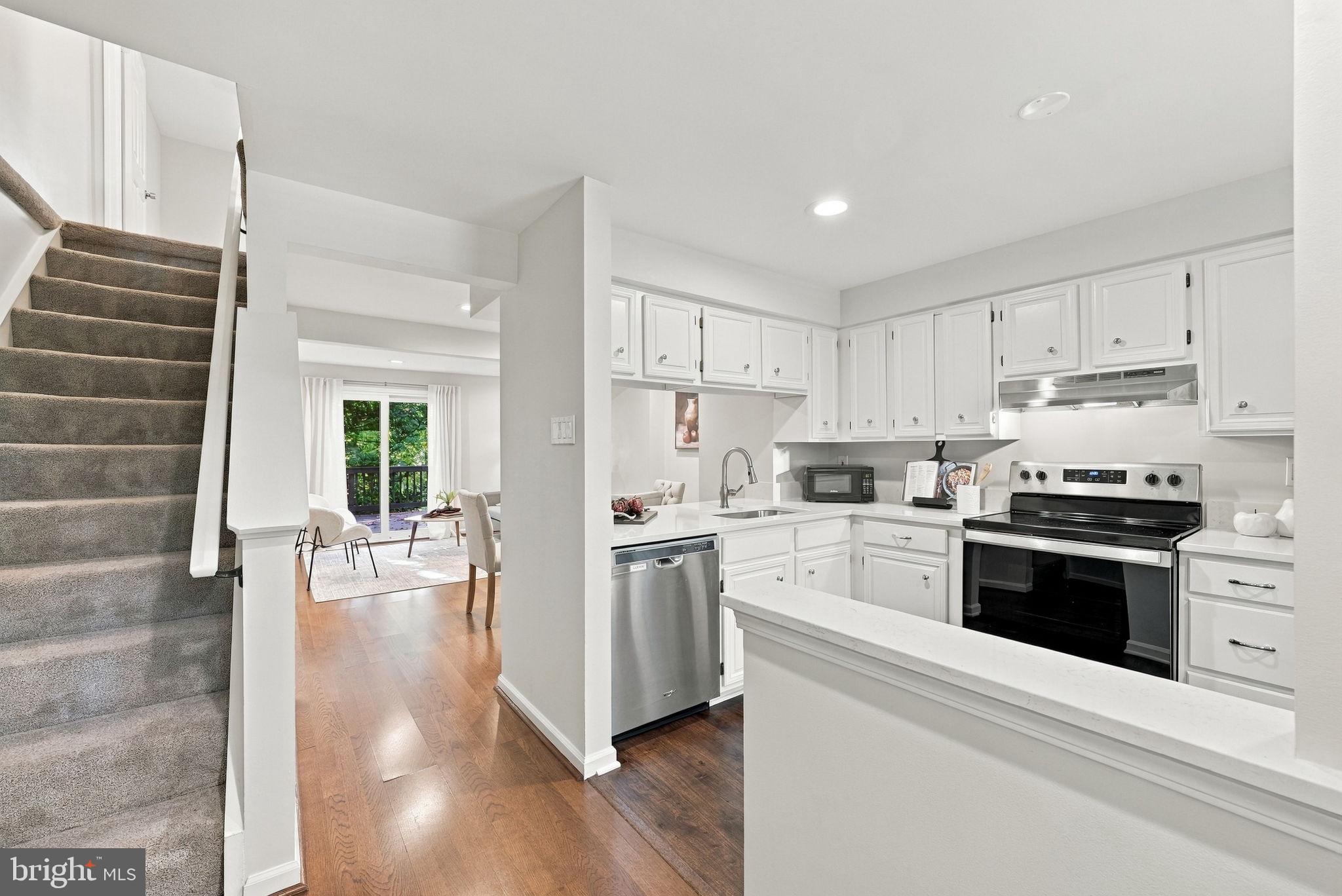 1679 POPLAR GROVE DRIVE
