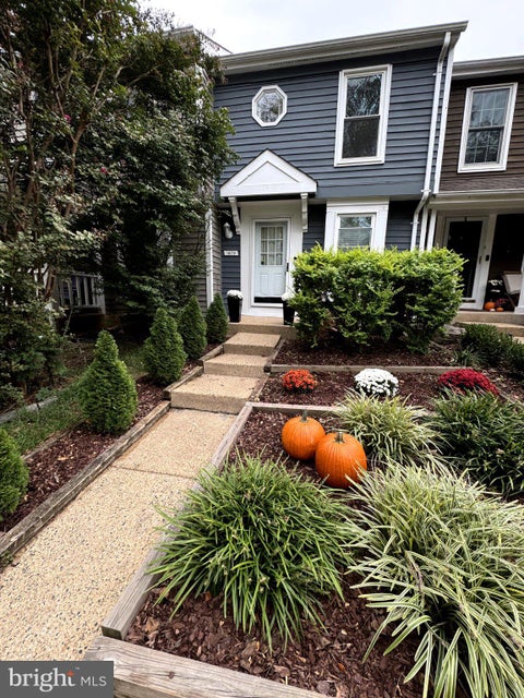 Photo of 1679 Poplar Grove Drive, RESTON, VA 20194 (MLS # VAFX2345988)