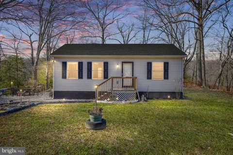 11019 Cozy Court, King George, VA MLS: VAKG2006114