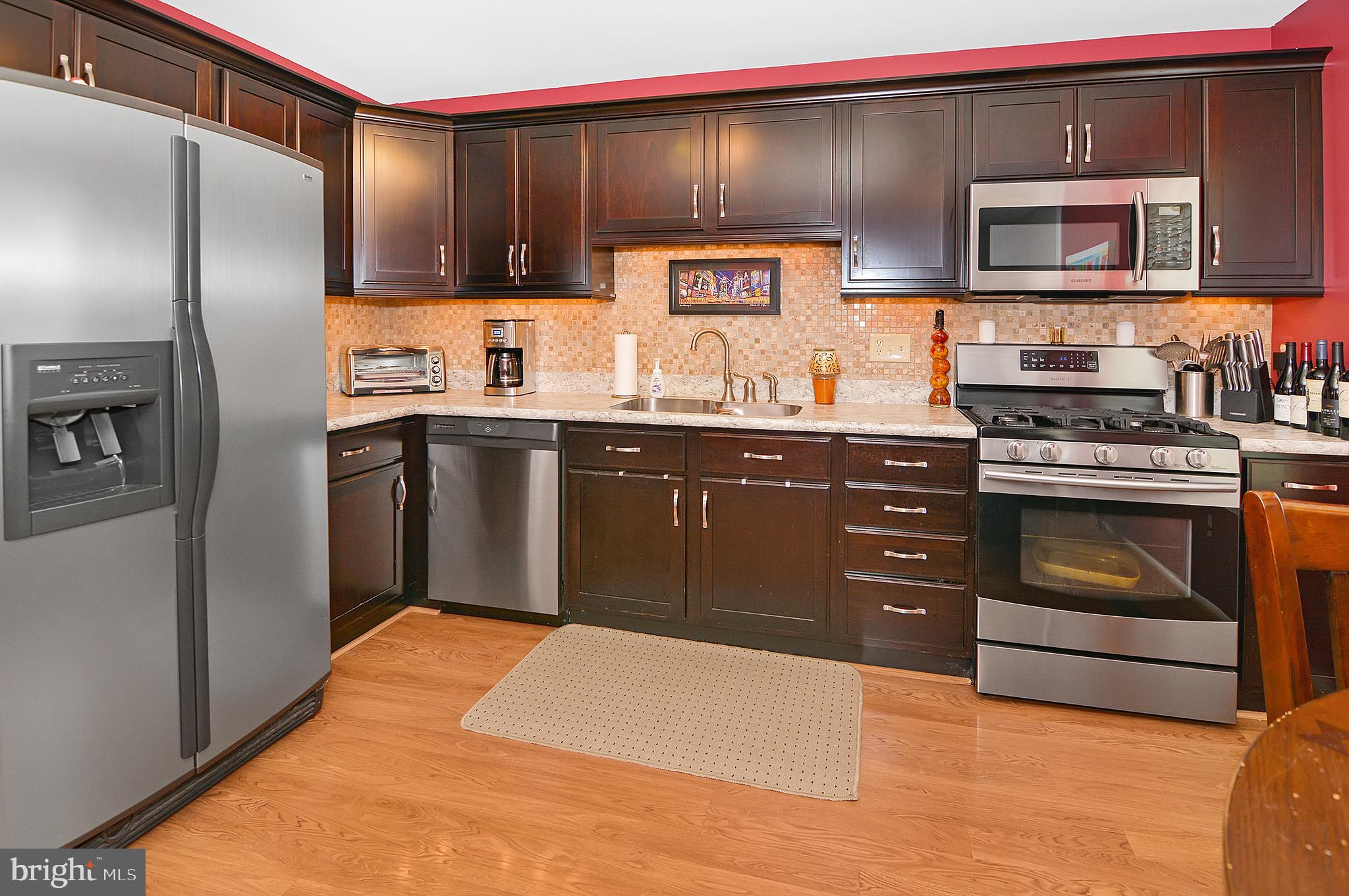 LOVETON FARMS - Residential