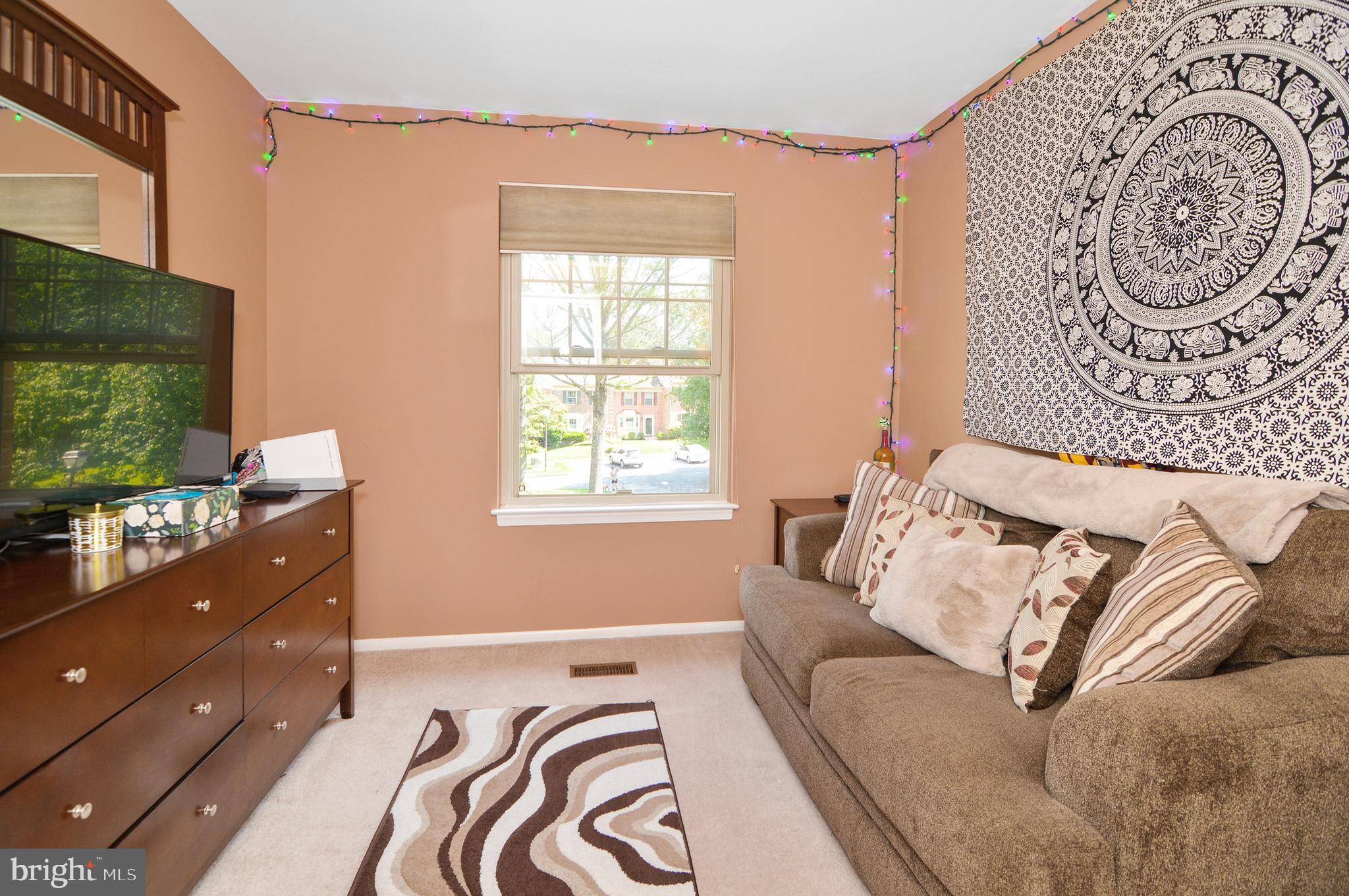 LOVETON FARMS - Residential