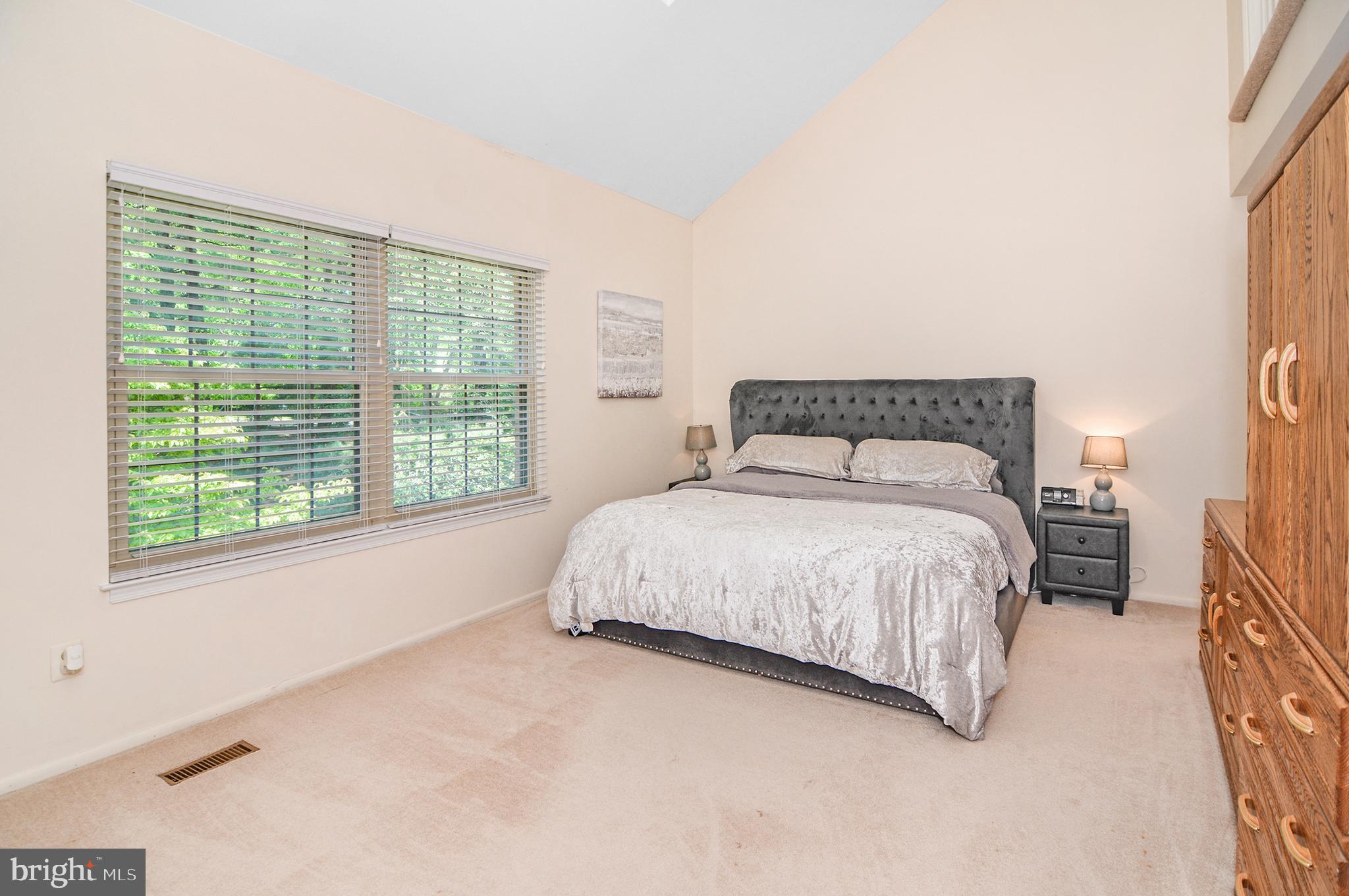 LOVETON FARMS - Residential