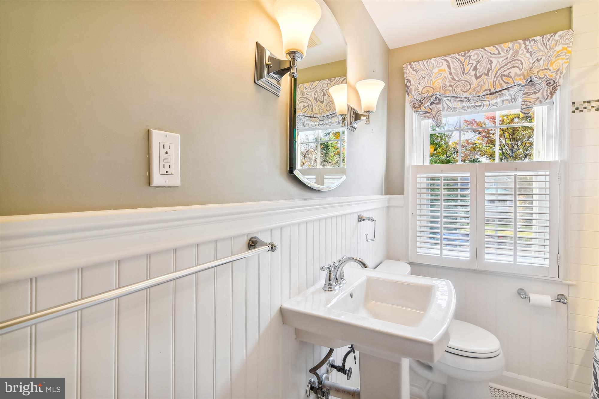 LOCH RAVEN VILLAGE - Residential