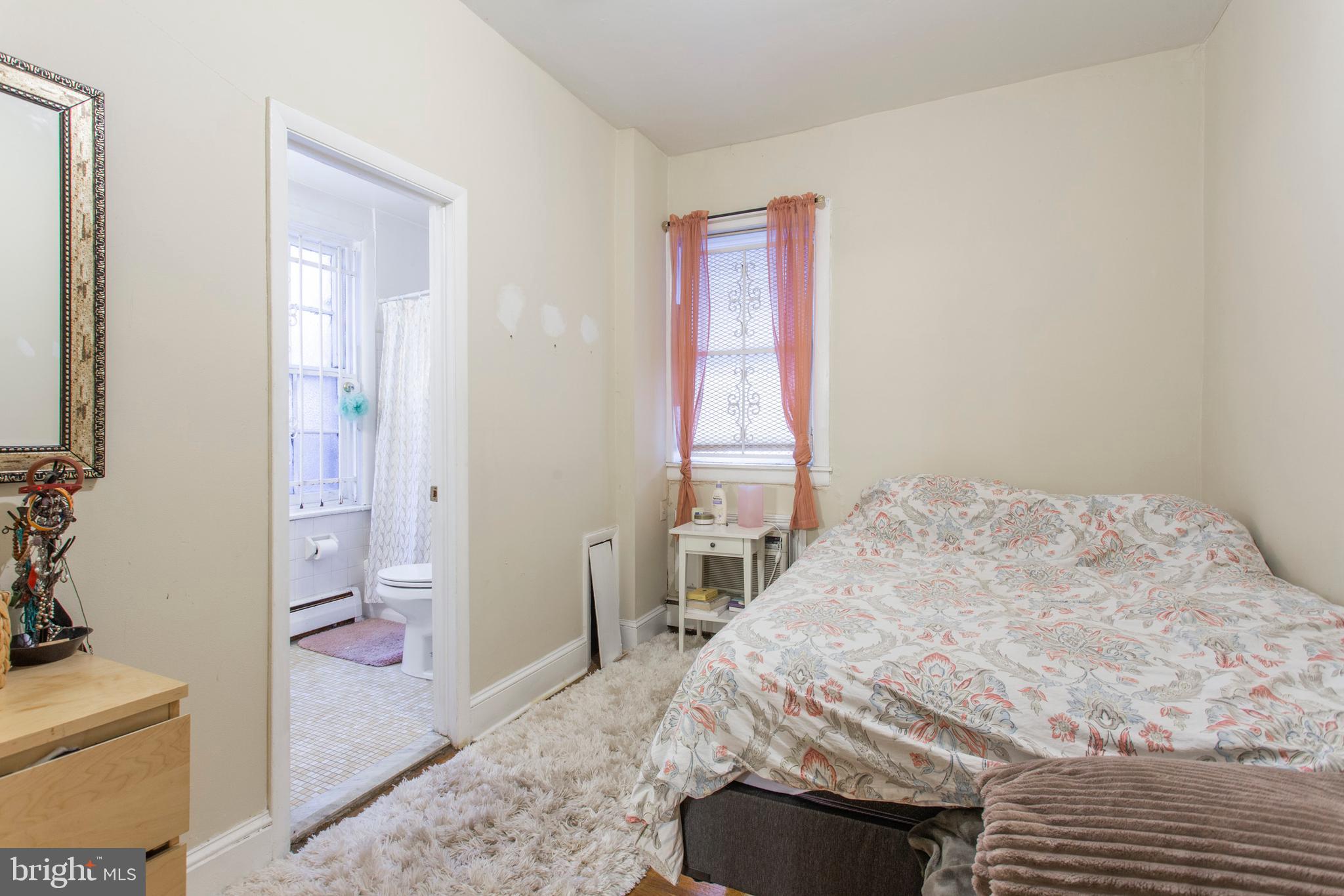 RITTENHOUSE SQUARE - Residential Lease