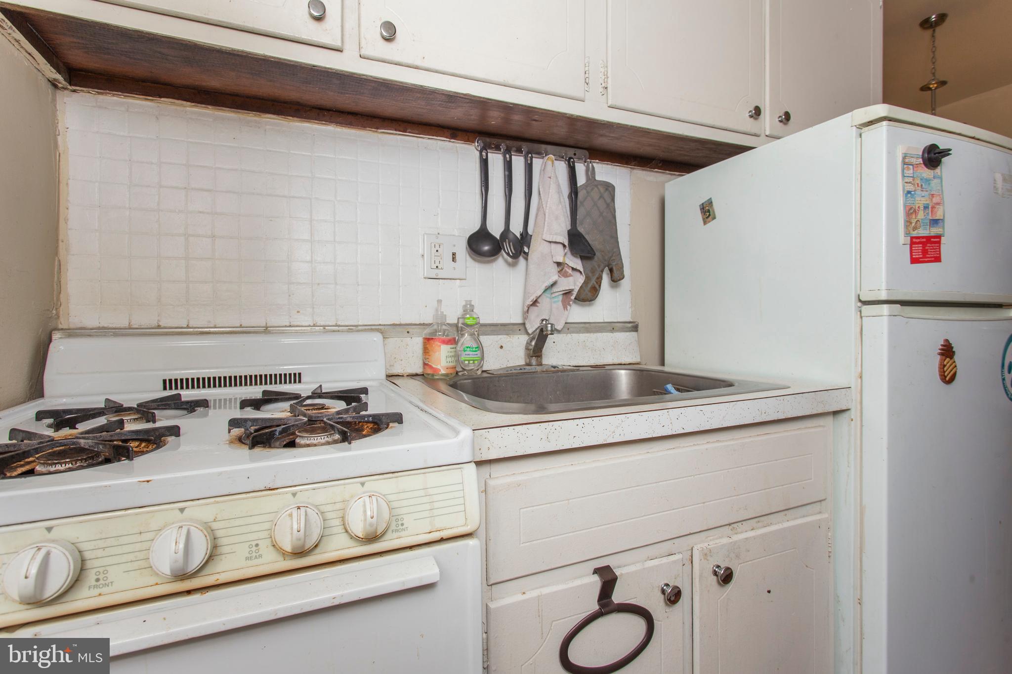 RITTENHOUSE SQUARE - Residential Lease