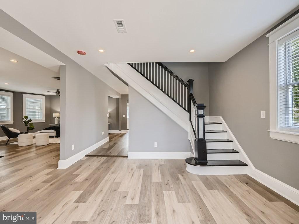 HALETHORPE - Residential Lease