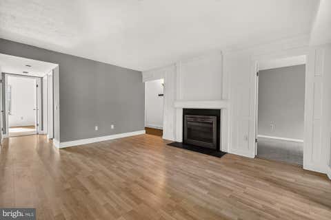 Condo For Rent - 20208 Shipley Terrace #302<br/> GERMANTOWN, MD 20874