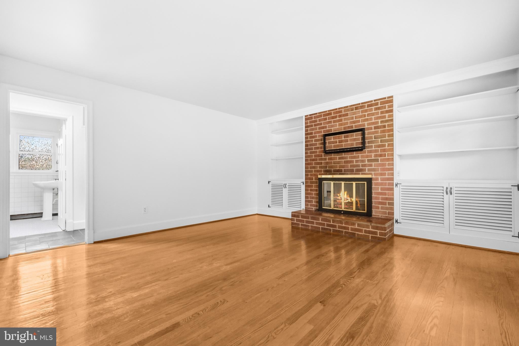 1405 STAFFORD AVENUE