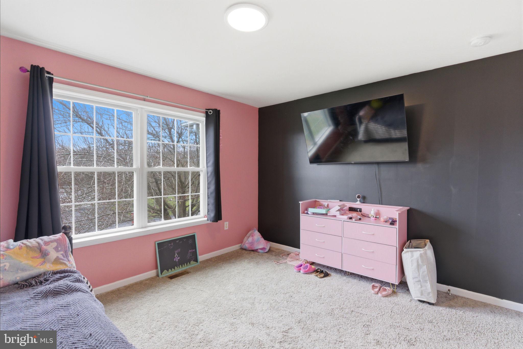 FORT HILL FARMS - Residential