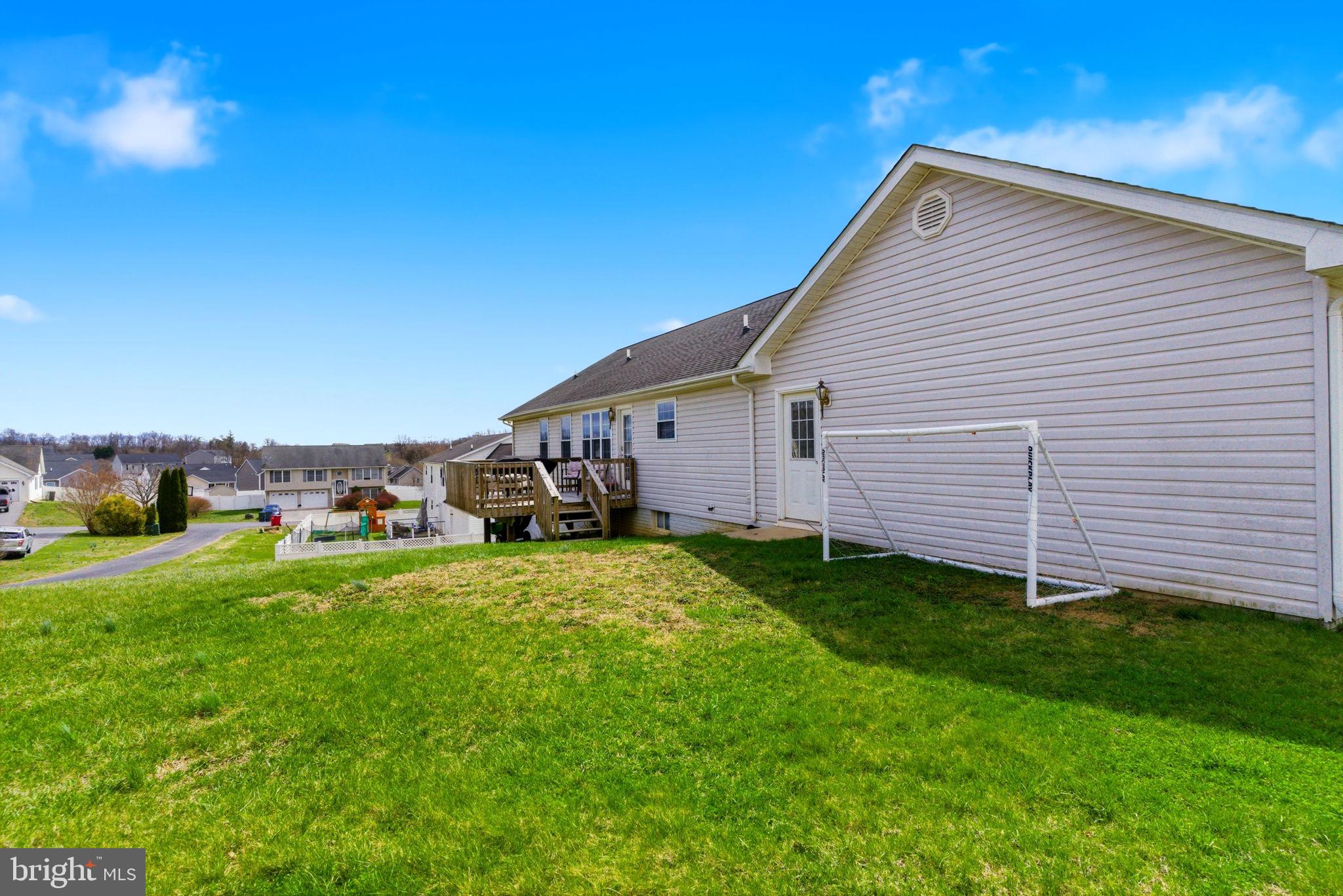 FORT HILL FARMS - Residential