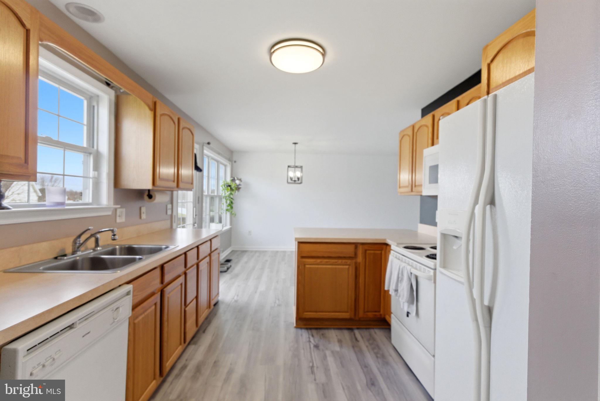 FORT HILL FARMS - Residential