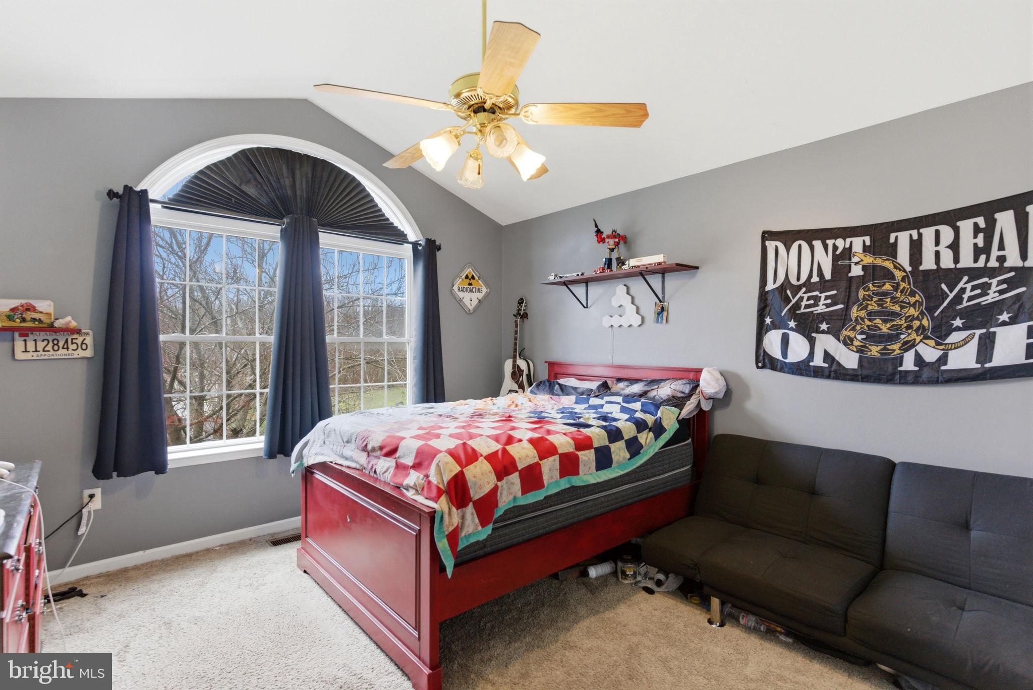 FORT HILL FARMS - Residential