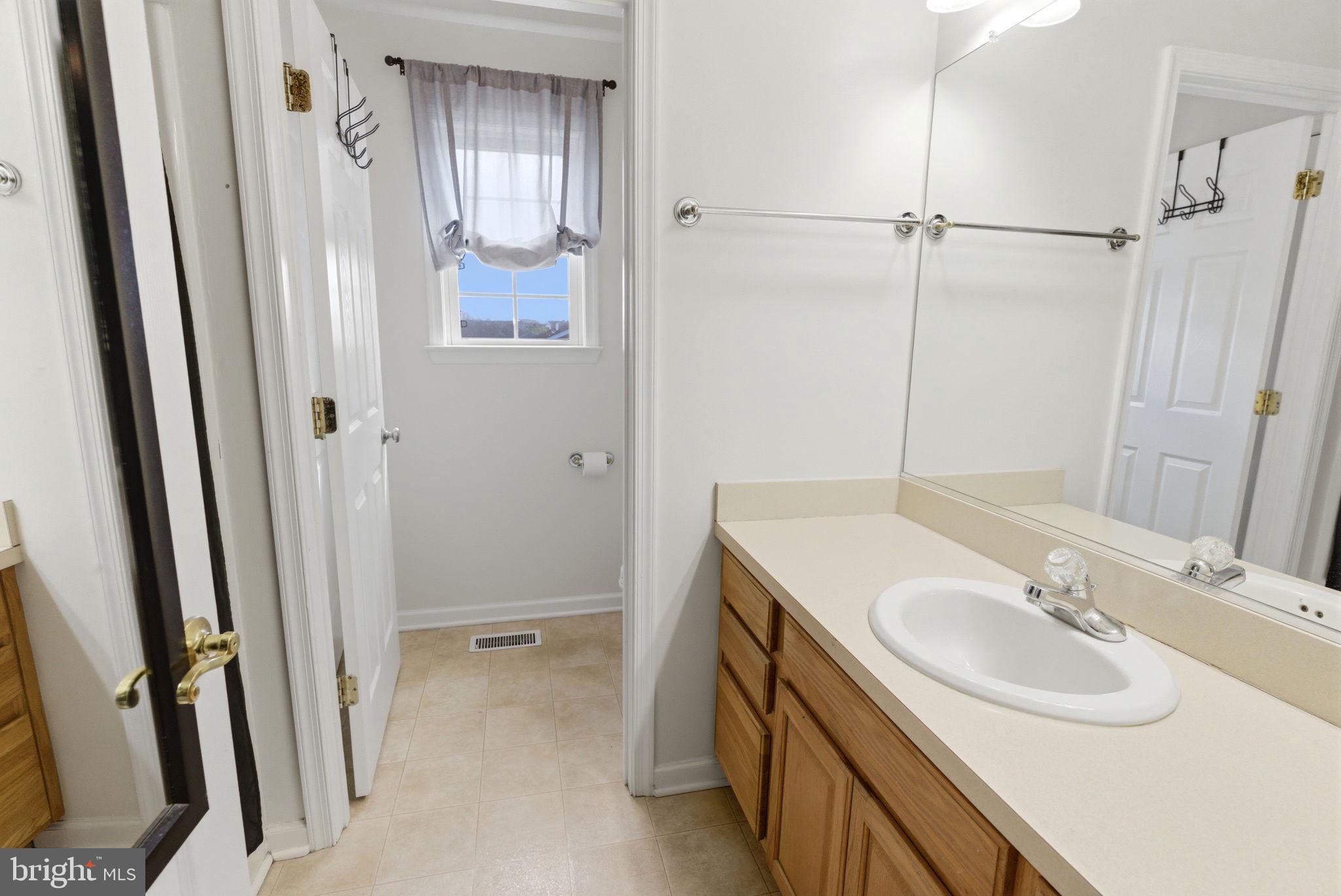 FORT HILL FARMS - Residential