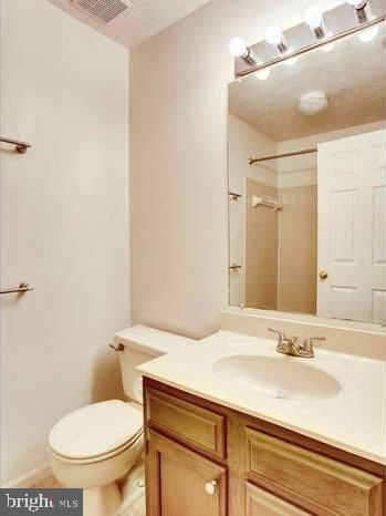 SHERBROOKE CONDO - Residential Lease