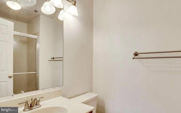 SHERBROOKE CONDO - Residential Lease