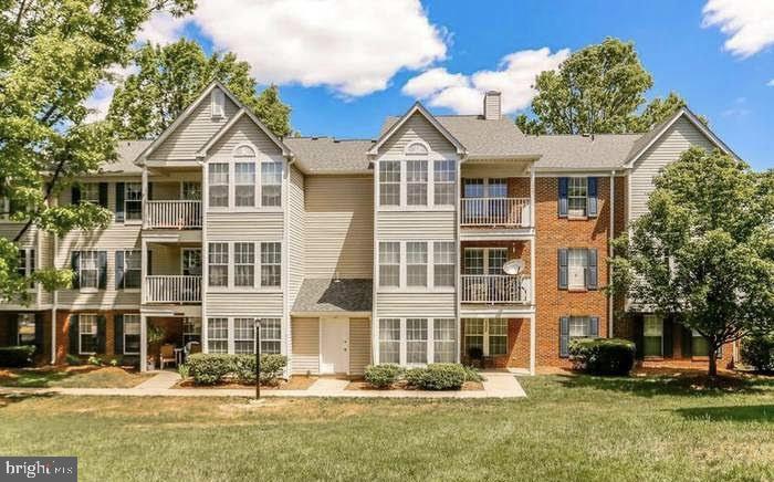 SHERBROOKE CONDO - Residential Lease