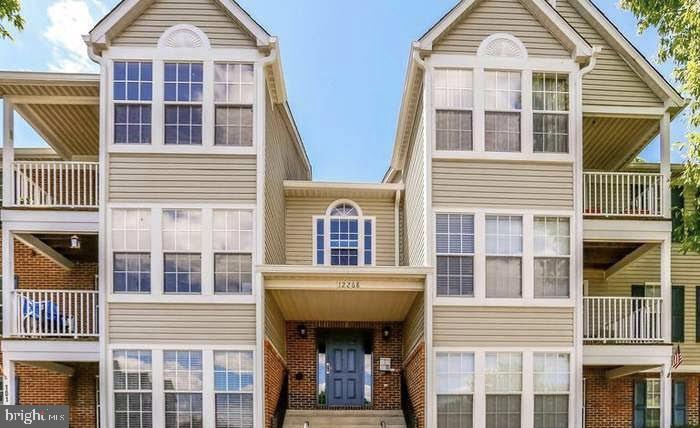 SHERBROOKE CONDO - Residential Lease