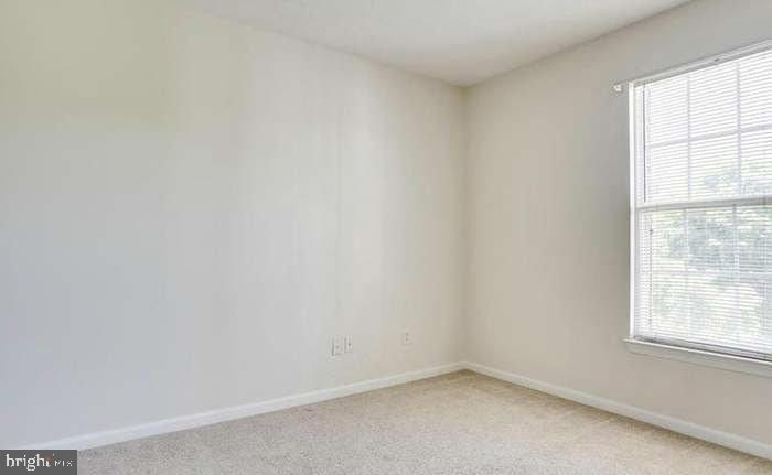 SHERBROOKE CONDO - Residential Lease