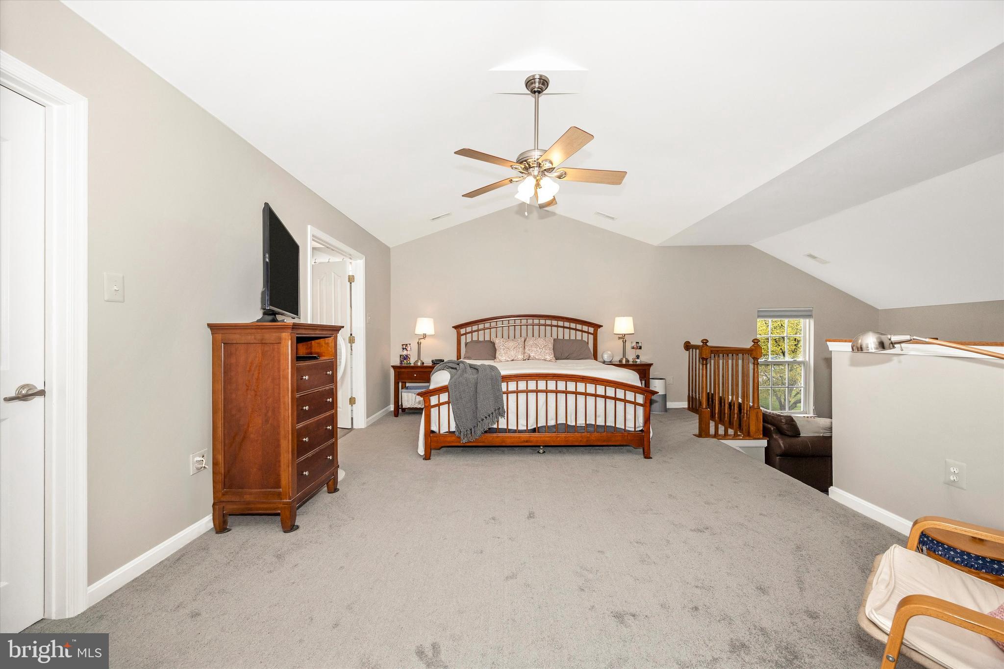 RIVER OAKS - Residential