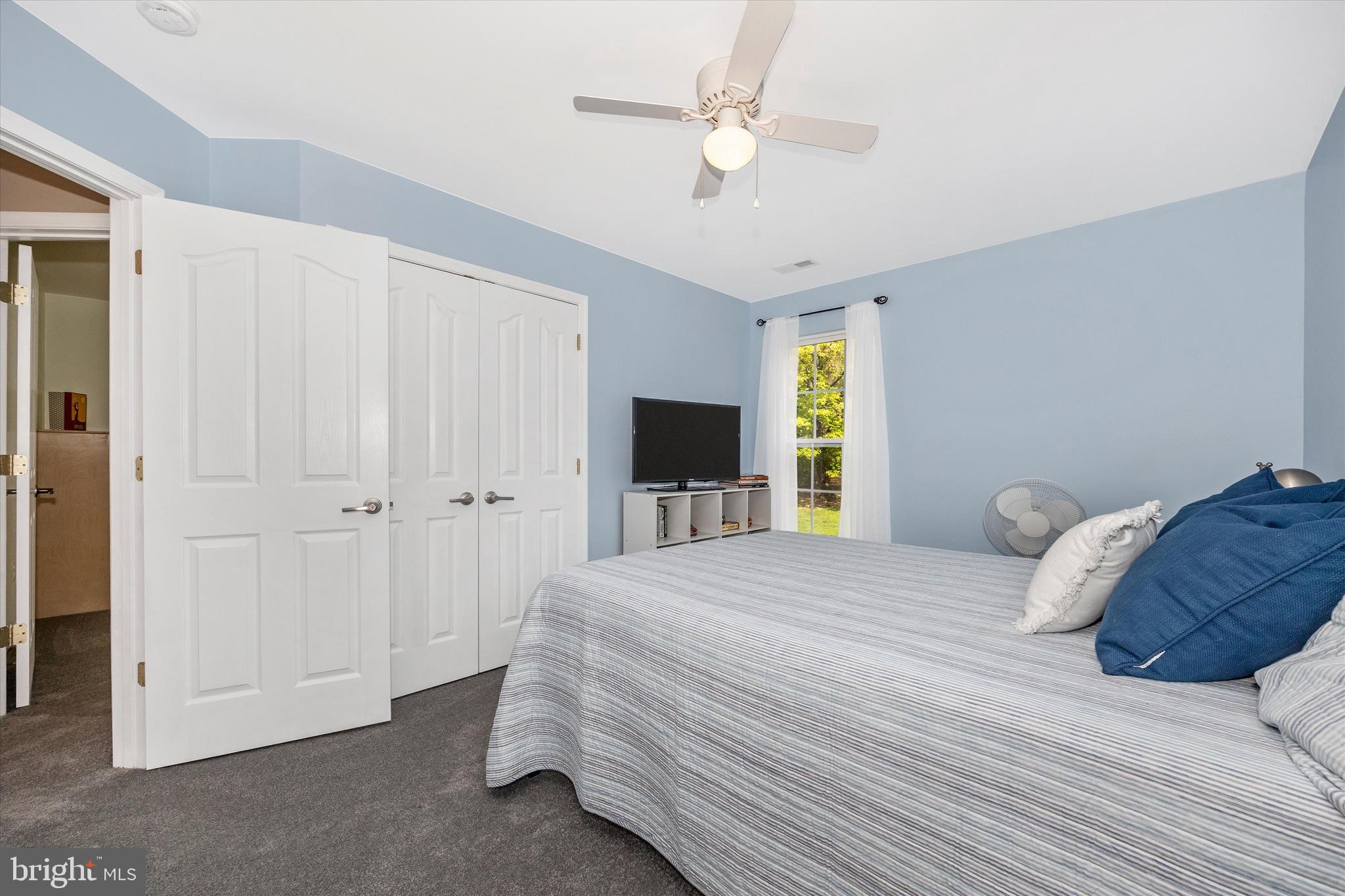 RIVER OAKS - Residential