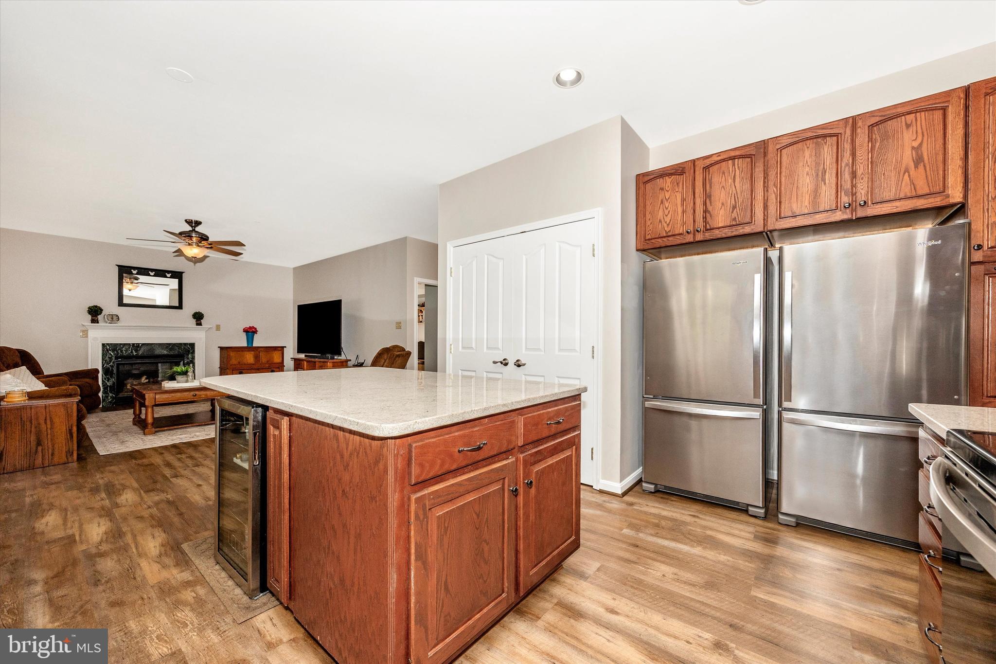 RIVER OAKS - Residential