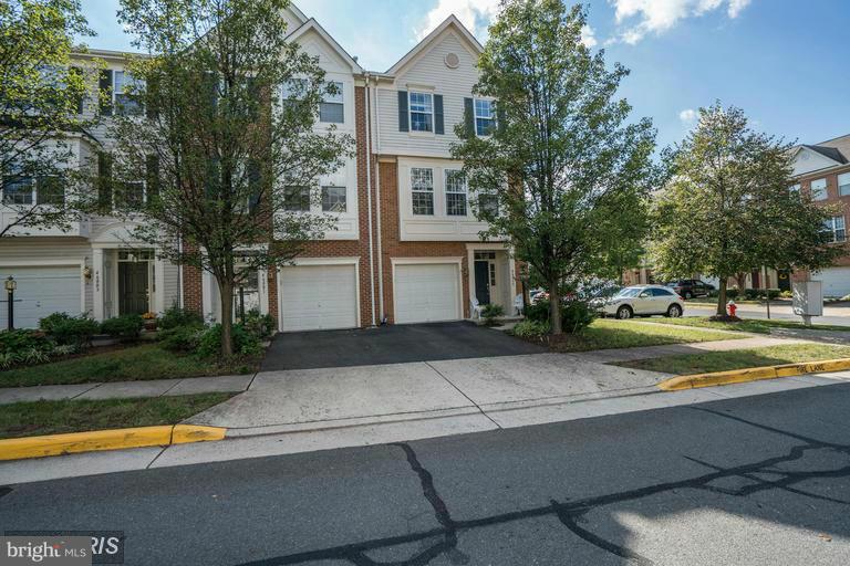 WESTERLEY - Residential Lease