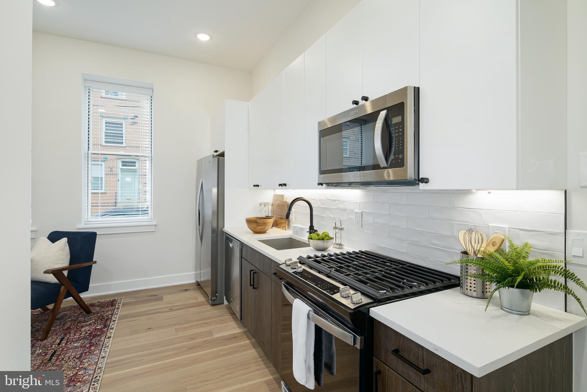 FRANCISVILLE - Residential Lease