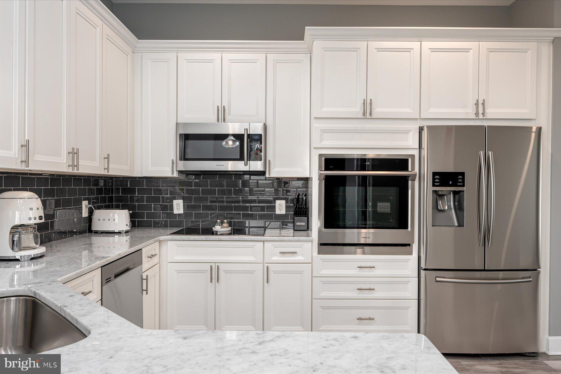 GRANDVIEW AT ANNAPOLIS TOWNE CENTRE - Residential