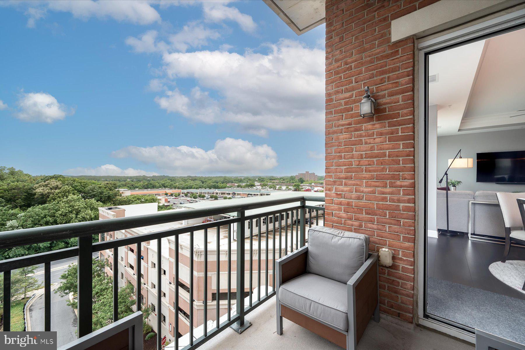 GRANDVIEW AT ANNAPOLIS TOWNE CENTRE - Residential
