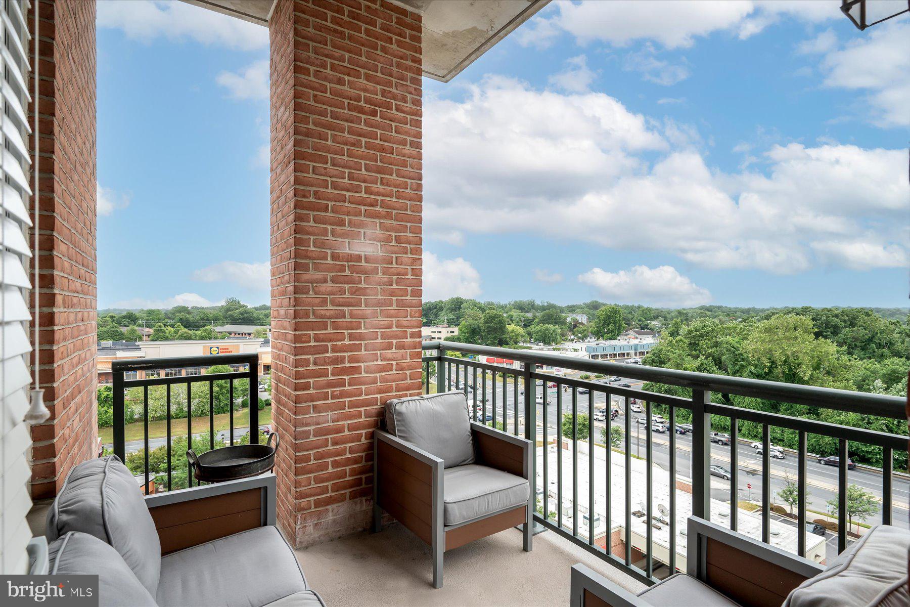 GRANDVIEW AT ANNAPOLIS TOWNE CENTRE - Residential