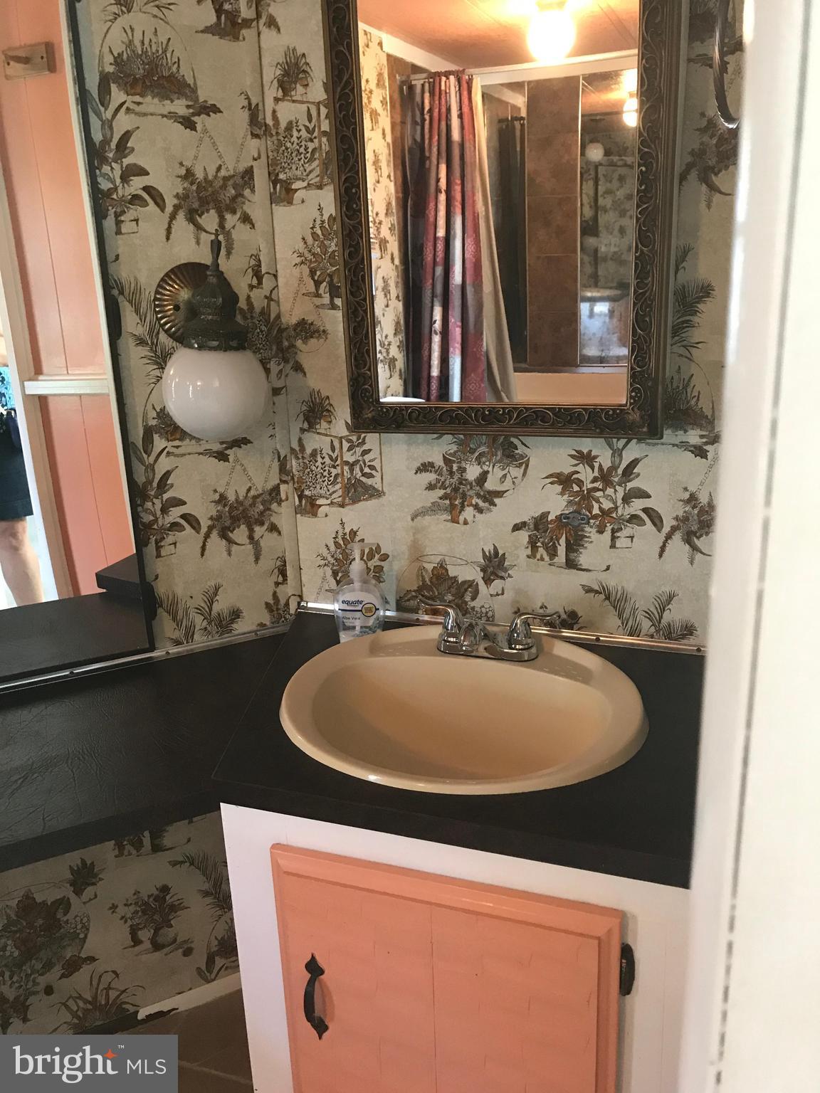 WAPLES MOBILE HOME PARK - Residential