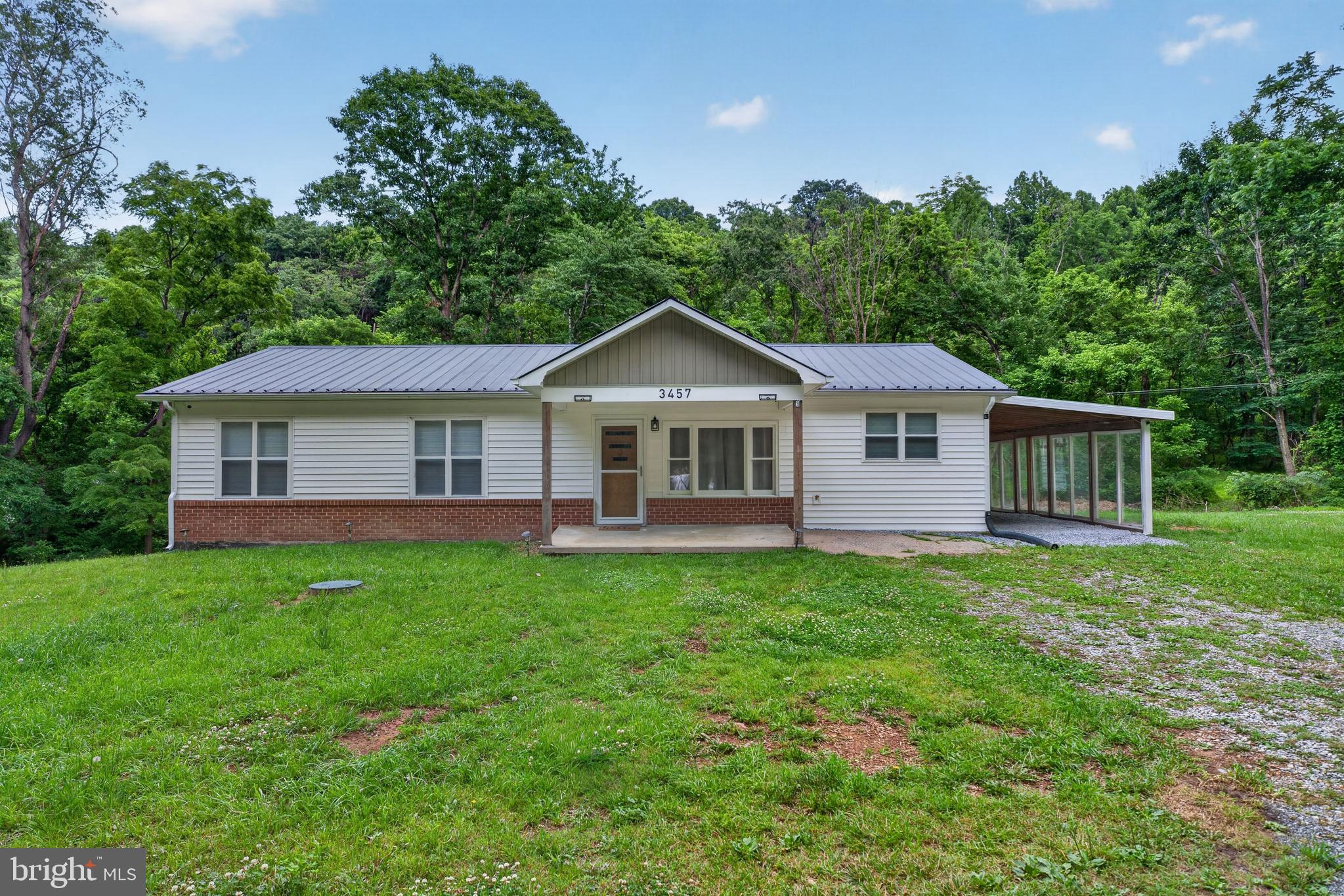 3457 LUCAS HOLLOW ROAD